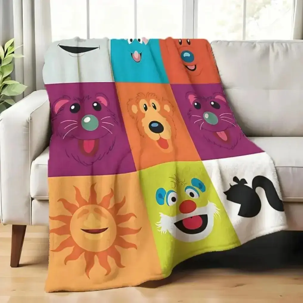 Bear in the Big Blue House Soft Flannel Blanket, Durable Spacious Large‑Size Quilt Throw, Fashion Print Cozy Blanket for Sofa Bed, Warm Winter Blanket for Kids & Adults, Perfect Holiday Gift Idea