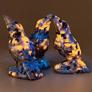 Yooperlite Crow Hand Carved Mini Stone Animal Figure - Crow Skull Unique Features - Home Decor and Gift Decoration-1pcs