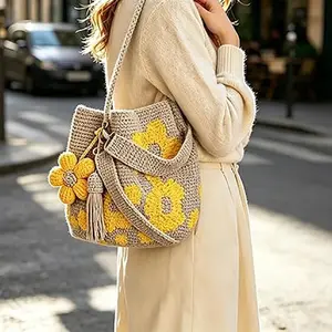 Handmade Crochet Flower Tote,Fashionable Crochet Shoulder Bag Crossbody for Daily Used, Casual Trendy Versatile High-quality Daily Commuting Bag, Stylish Versatile Bag