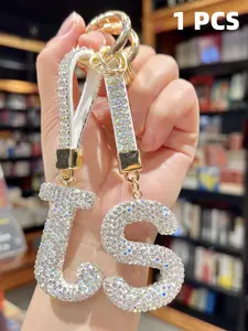 Silver Color Letter M Keychain for Women Girls, Cute Backpack Car Key Accessories, Perfect Gift for All Seasons, Unique Design