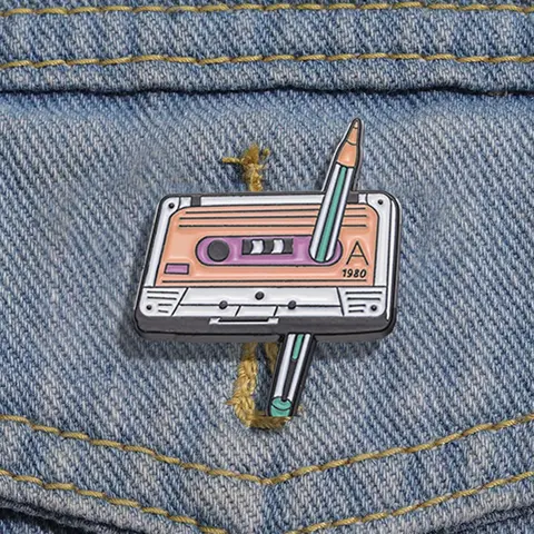 Retro Style Box Design Brooch Pin, Alloy Brooch Pin, Fashion Jewelry Accessories for Men & Women for Party, Daily Clothing Decor, Trendy All-match & Exquisite Brooch for Birthday Gift