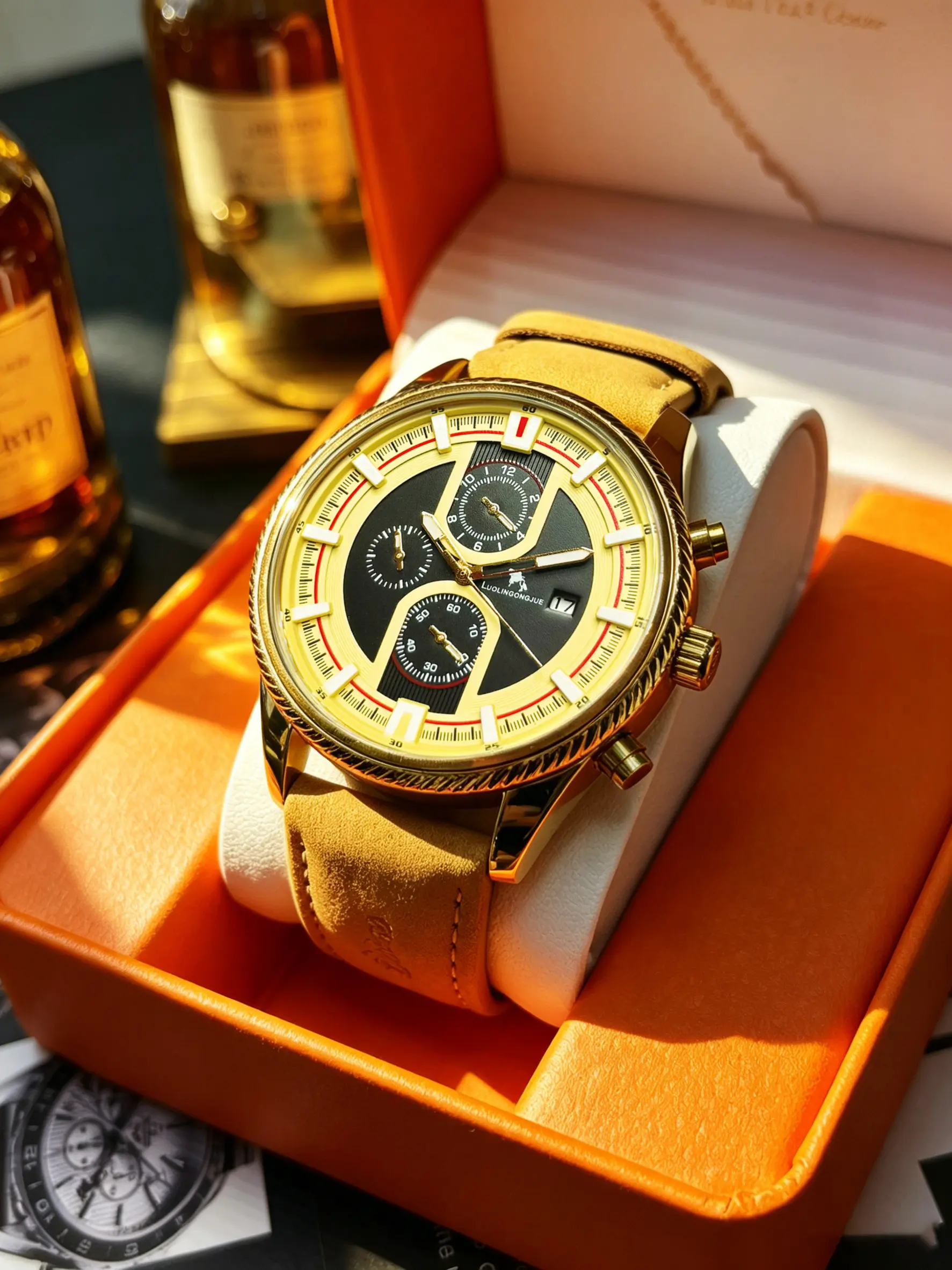 Vintage Style Chronograph Watch, Vintage Aesthetic Men's Mechanical Watch, Automatic Winding Multifunctional, Gift Box Packaging, Elegant Classic Men's Gift Accessory