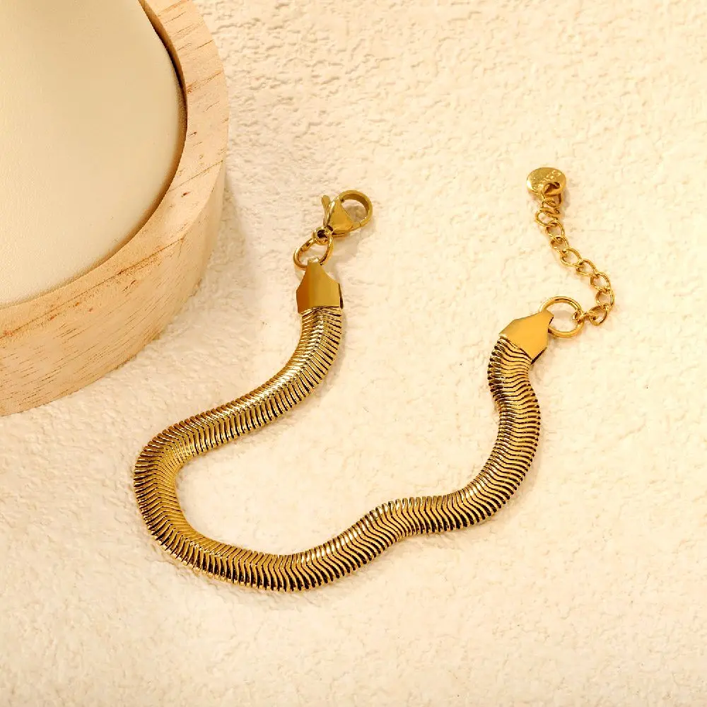 18K Gold Plated Rope Chain Bracelet – Waterproof Stainless Steel