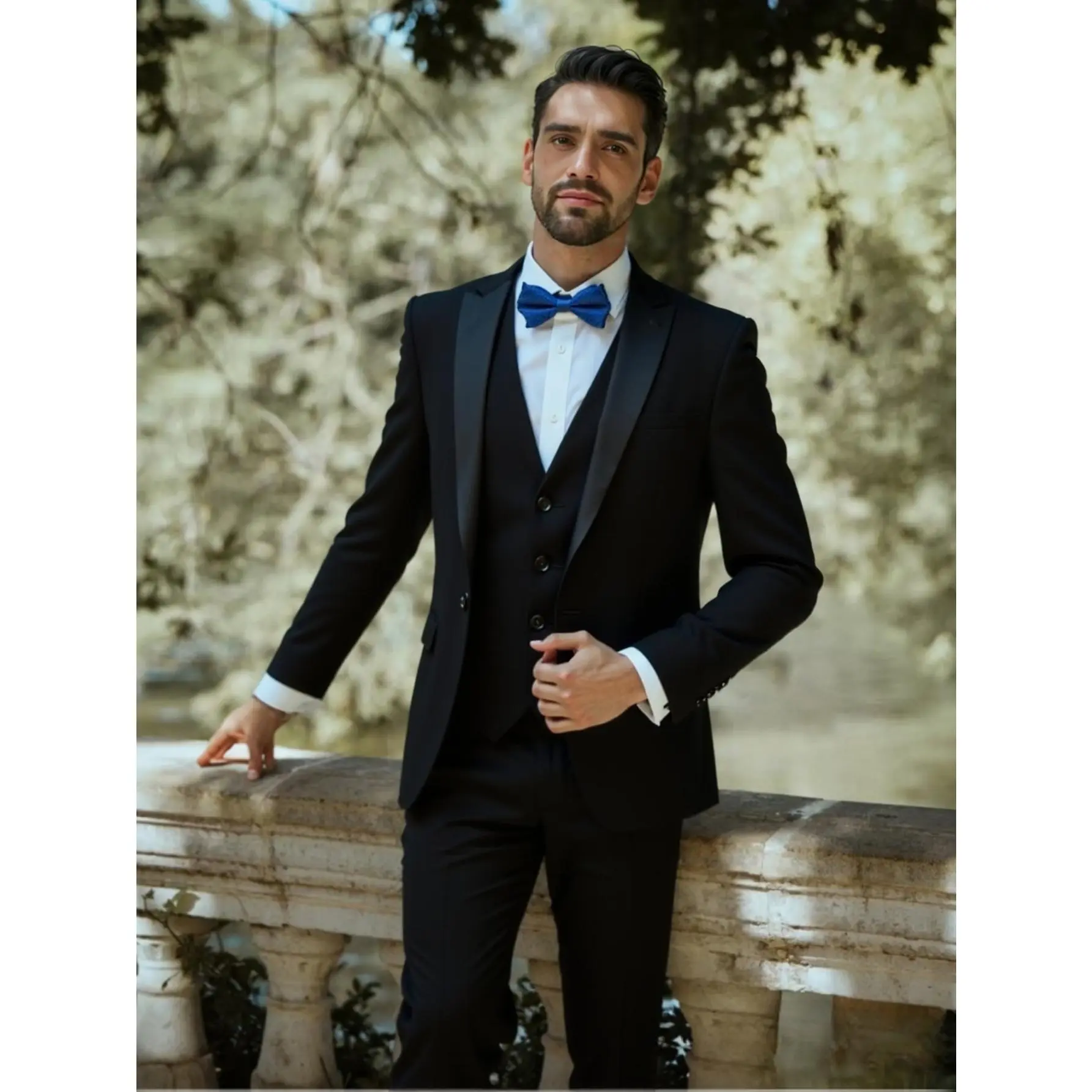 Men's 3-Piece Formal Wear Suit, Slim Fit Long Sleeve Polyester Tuxedo Jacket with Peaked Lapel, Vest, and Pants for Weddings & Proms, Love, Jeans, Menswear, Matching, Plain, Pockets