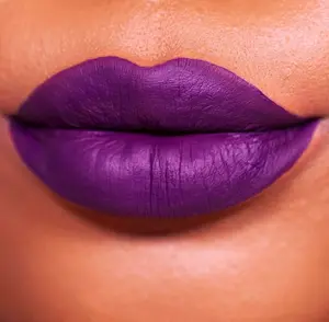 GLOBAL STAY IN PLACE MATTE LIQUID LIPSTICK
