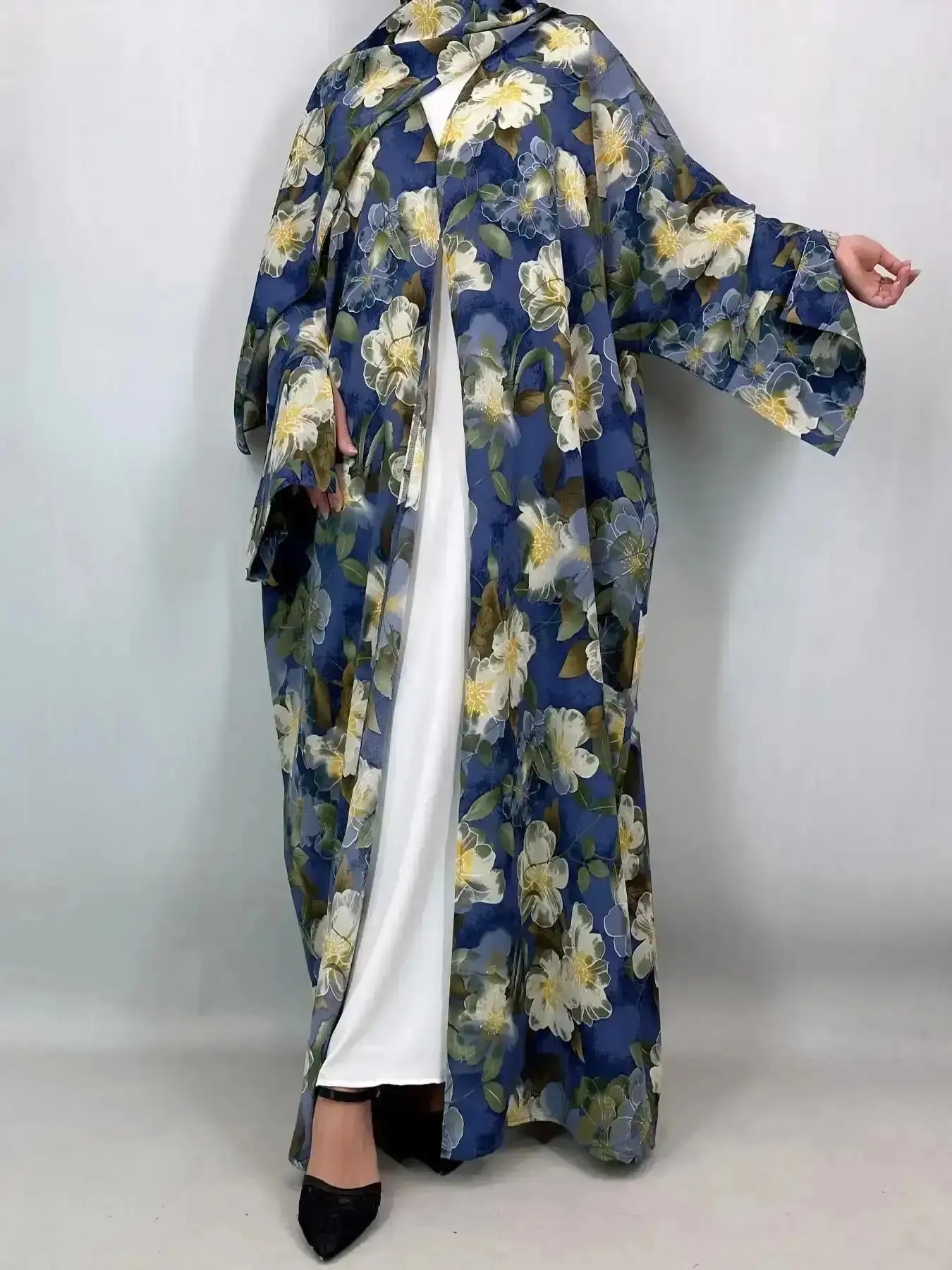 [includes Hijab]women's Art Print Batwing Sleeve Long Robe Set with Headscarf, Loose-Fitting Vacation Style Cardigan with Pockets, Fall & Winter Fashion, Snuggle Ready, At Home Style, Sleep Easy, Comfort Zone