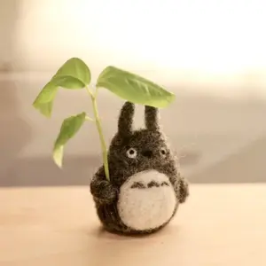 Needle Felted Mini Totoro Vase DIY kit