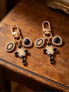 2 PACK Rose Gold Virgin Mary Medallion Cross Keychain, Heart Crystal Charms, Perfect Religious Gift for Confirmation, Communion & Holidays