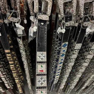 Cinto de Piedras México - Decorative Belt with Mexican Flag Design and Detailed Silver Accents