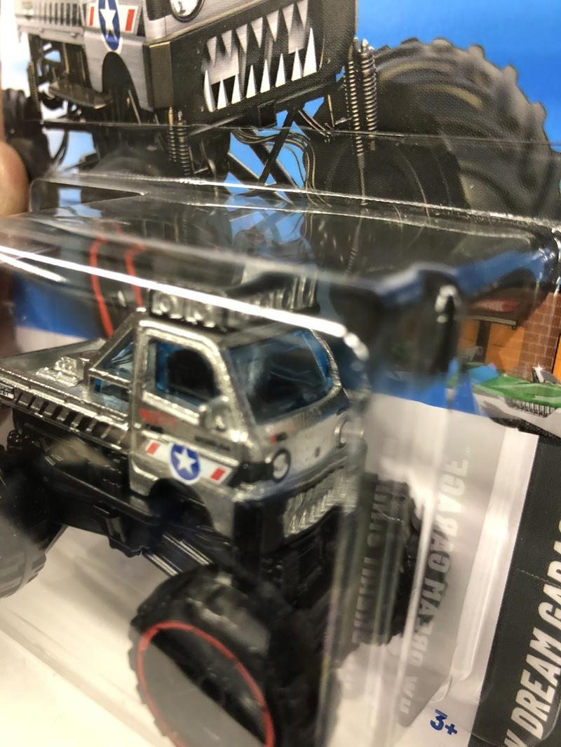 Hot Wheels 2025 Mazda Autozam ZAMAC HW Dream Garage Custom '53 Chevy ZAMAC HW Art Cars Lot Sculpture 1:64 Scale