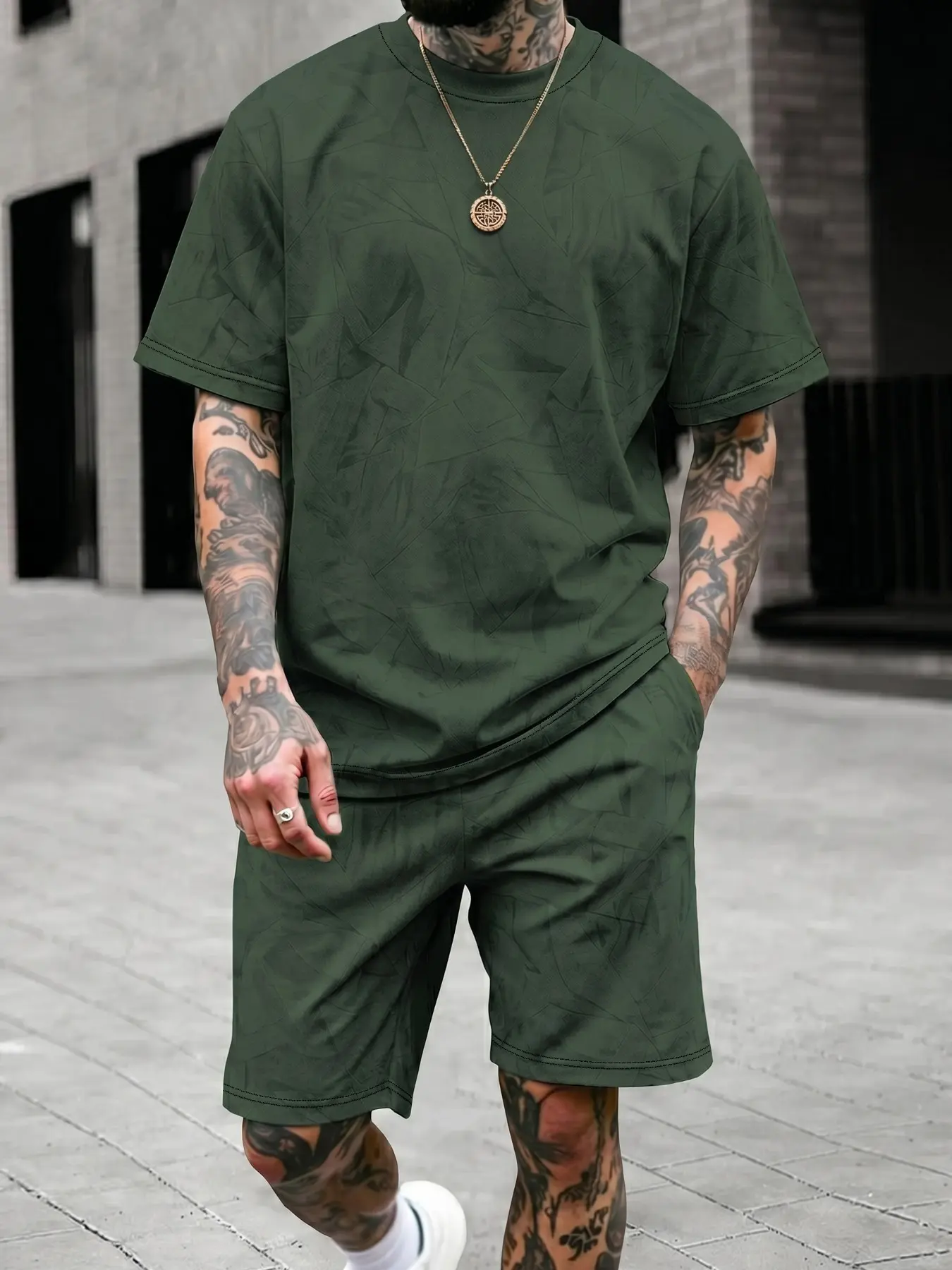Men's Casual Tropical Leaf Graphic Digital Print Round Neck Short Sleeve T Shirt Set, Summer Loose Fit Fashion Tee and Shorts, Ideal for Sports and Outdoor Activities