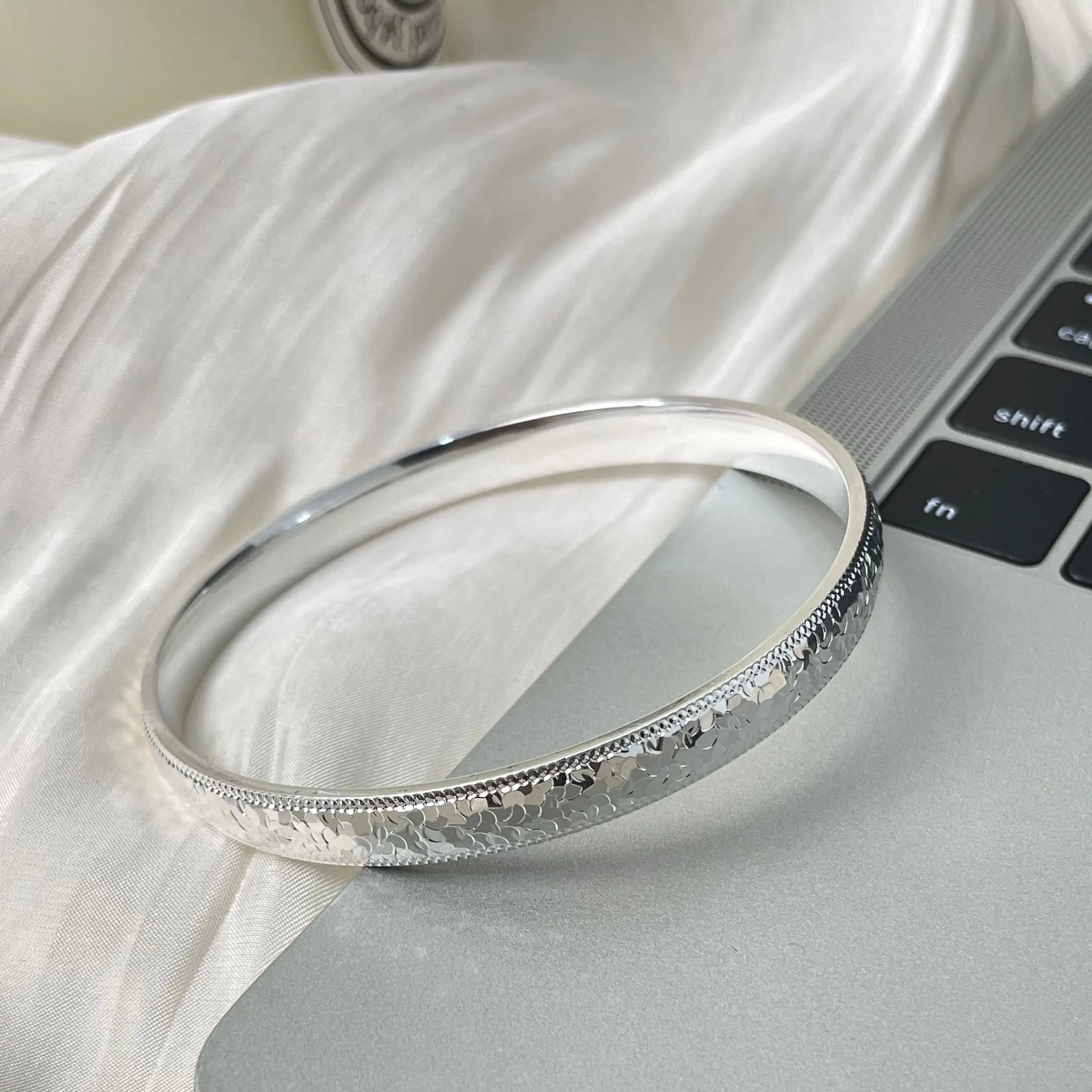 Female Disco Fashion Bracelet - Dazzling Disco-Ball Effect, Exquisite Hand-Twisting Craftsmanship, Micro-Hand-Hammered Finish, Flexible & Comfortable Fit (Home Decor Hanging Jewelry Accessory)