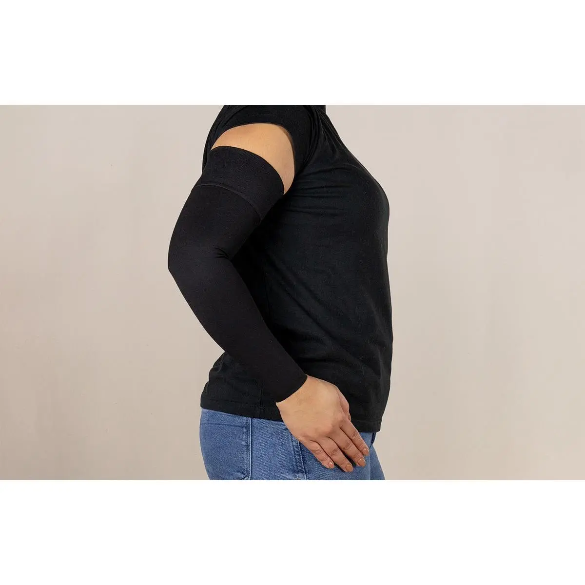 Onyx Gradient Compression Arm Sleeve