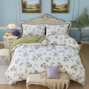 3-piece set of fresh sunflower print bedspread set (1 bedspread + 2 pillowcases, not including the core), soft and comfortable Decorative Bedding Set, suitable for bedroom, dormitory, guest room and home decoration.
