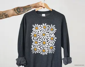 Boho Flower Sweater Unisex Wildflower Sweatshirt Women Floral Minimalist Sweater Flower Print Sweatshirt Woman Gift Oversized Flower Shirt