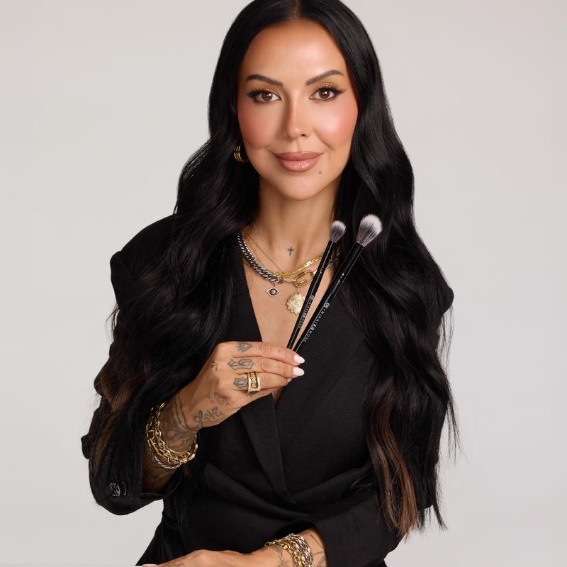 BK Beauty X Nikki La Rose N20S Ultimate Diffuser Brush (Small)