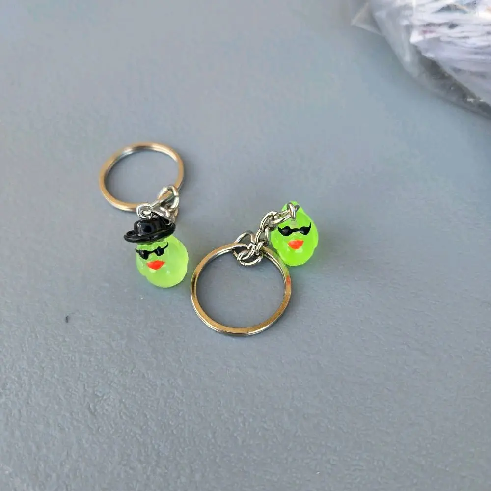 Mini Resin Duck Keychain with Hat or Sunglasses Random Design Compact and Cute Resin Material Fun Accessory for Keys or Bag Solid Material