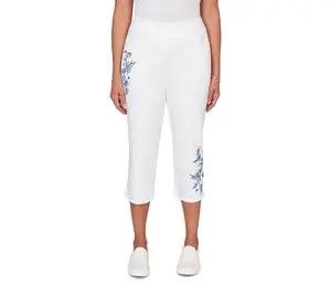 Alfred Dunner Petite Embroidered Fringe StretchDenim Capris