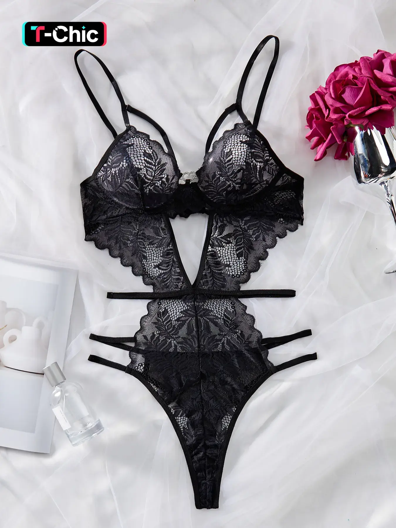 Women's Solid Cut-Out Sheer Lace Lingerie Bodysuit, Fashion Comfy Sexy Breathable Bodysuit for Daily Wear, Women's Sexy Lingerie for All Seasons, Lace Nightwear, Underwear, Breathable Fabric Lingerie, Lace Cutout Bodysuit