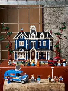 Creel House Sets City Architecture Builing - Toys & Hobbies - Stress Relief Toys