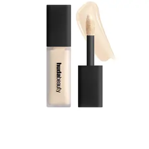 Huda Beauty Faux Filter Luminous Matte Concealer in Royal Icing 1.1