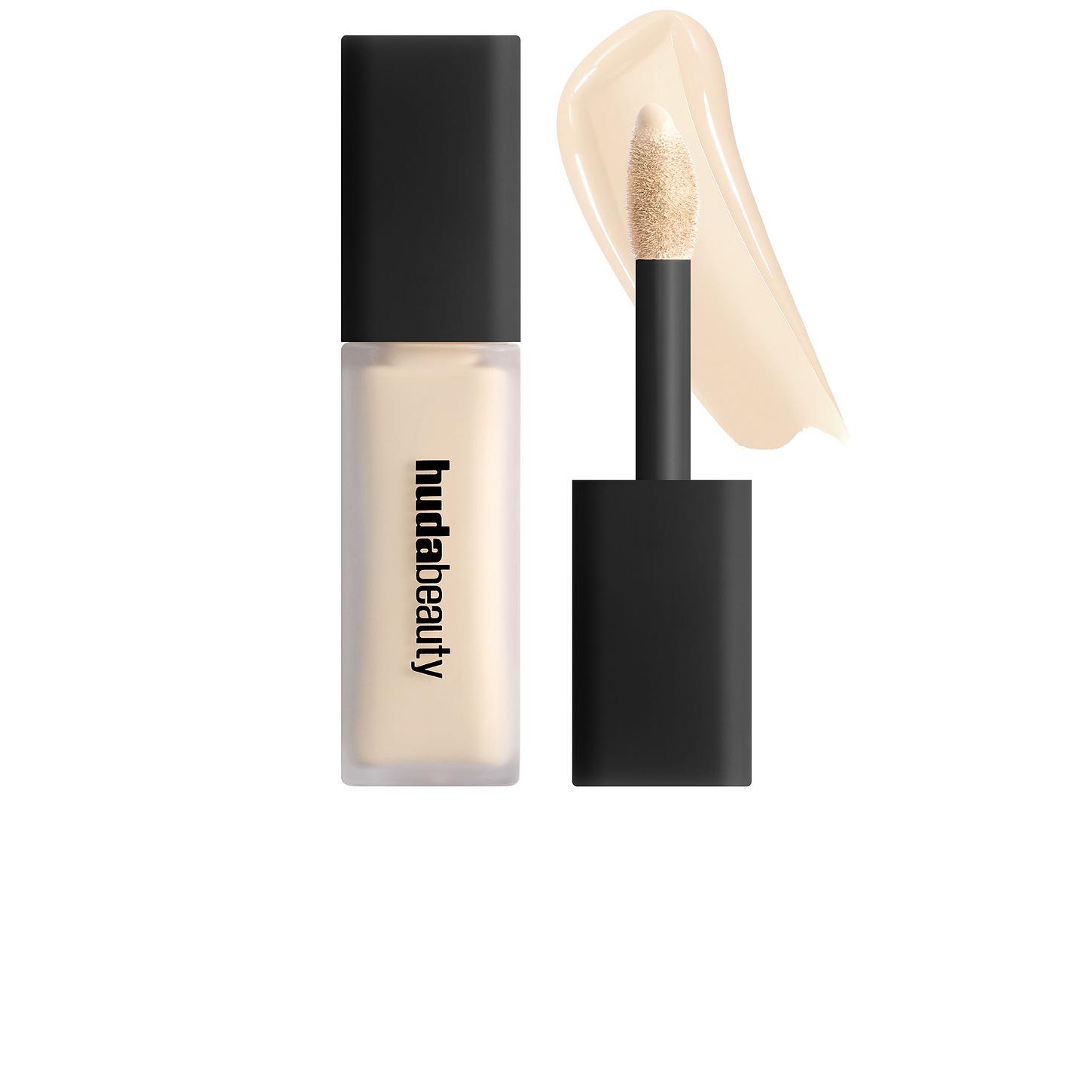 Huda Beauty Faux Filter Luminous Matte Concealer in Royal Icing 1.1 Huda Beauty Faux Filter Luminous Matte Concealer in Royal Icing 1.1