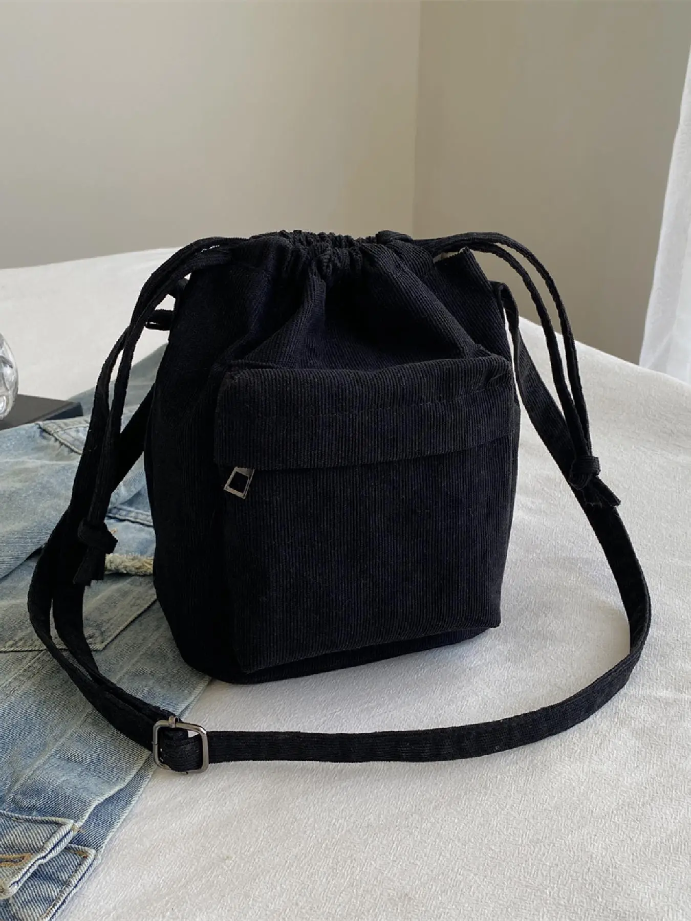 Women's 1 Piece Solid Color Drawstring Bucket Bag, Fashionable Casual Crossbody Bag for Daily Used, Casual Trendy Versatile High-quality Daily Commuti