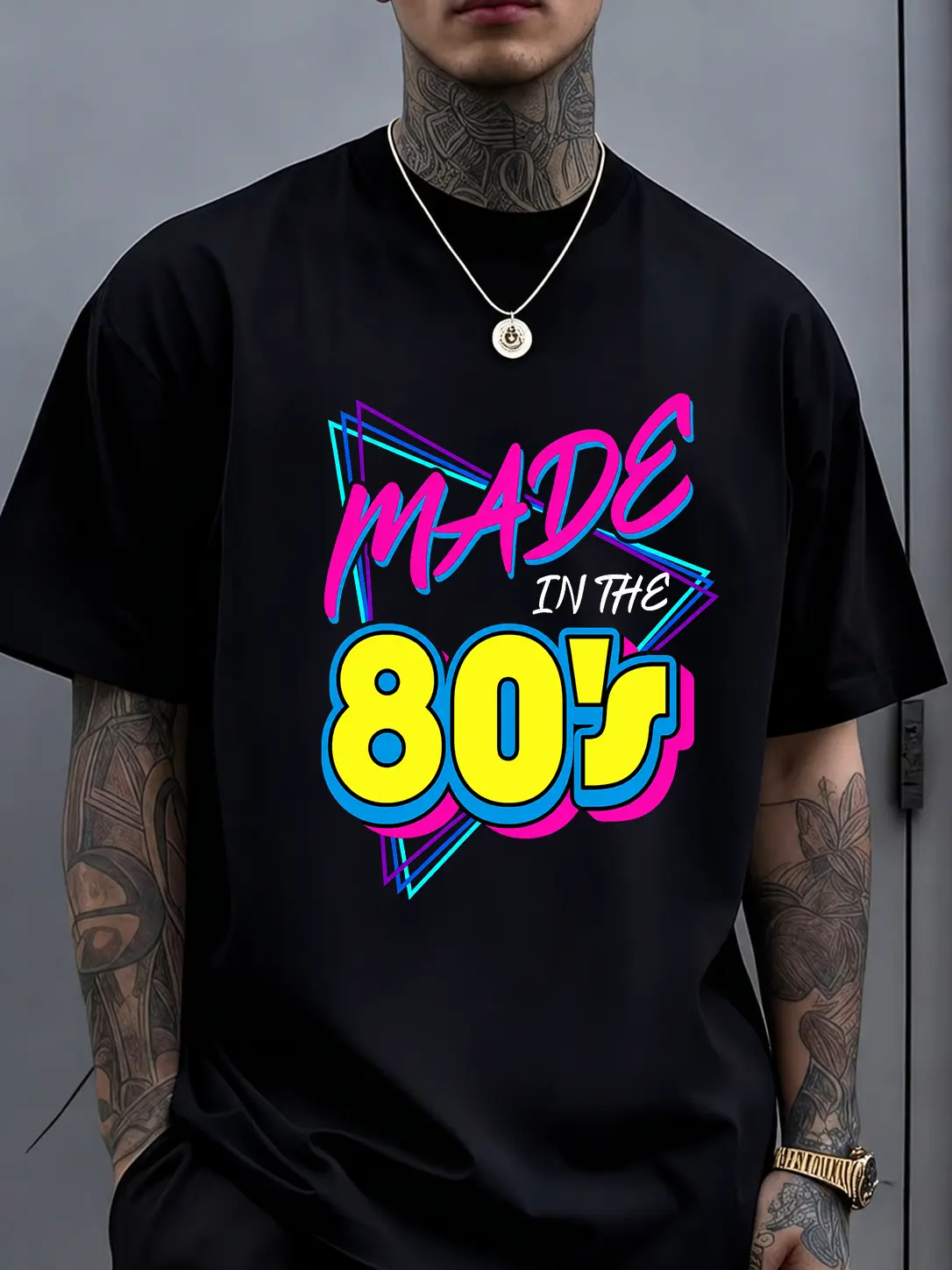Unisex Cotton T-Shirt with 1980s Retro Neon Synthwave Graphic, Round Neck Short-Sleeve for 80s Parties, Birthday Gift, Tshirt, Top, Shortsleeve, Neon Colors, Synthwave Print