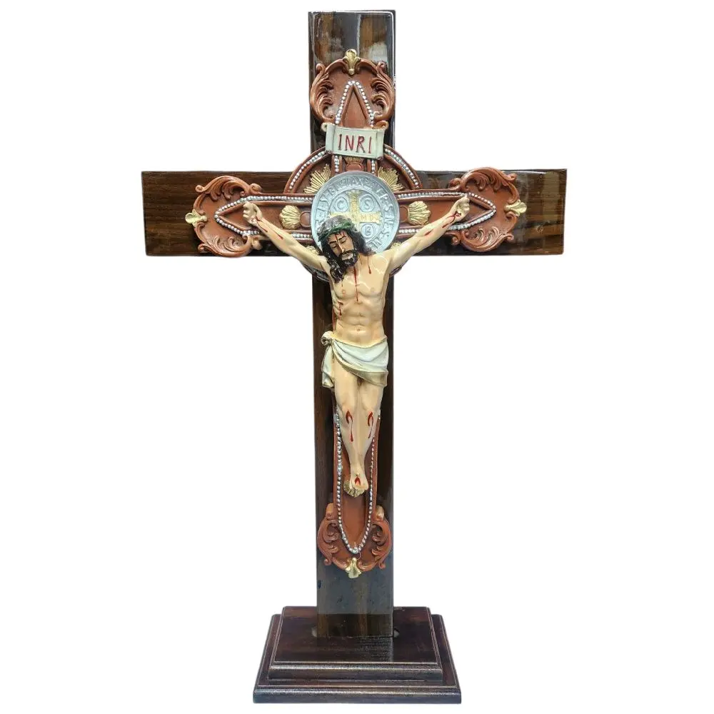 Cristo Cruz Moneda San Benito 15"-25" Inches Tall Con Base Para Altar Brand New Jesus Wood and Polyresin Religious wall Decor Cruz Crucifix Cristo Crucifijo Decoration Ornaments Para la Proteccion del hogar