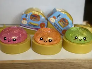 Glitter Dumpling Squishy (Random Color)