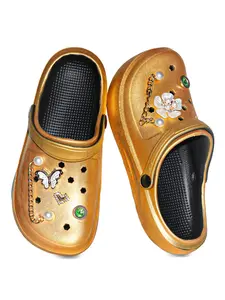 Stylish Casual Women's Clogs with Chain and Lotus Design, Lightweight Breathable EVA Garden Shoes for All Seasons, Crystal Charm Golden Footwear, Slipper Straps