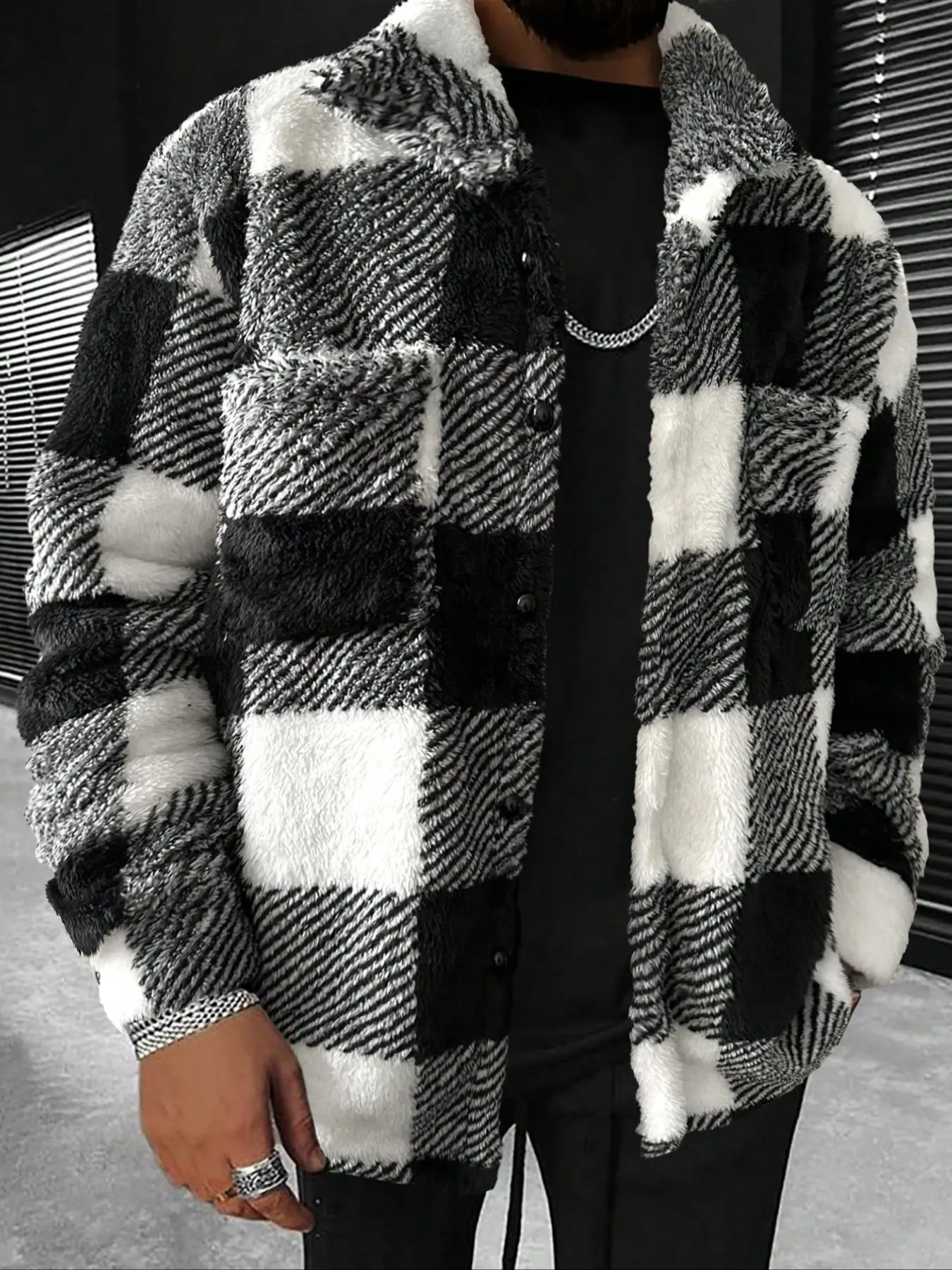 Men's Plaid Pattern Button Front Plush Jacket, Casual Drop Shoulder Long Sleeve Outerwear for Fall & Winter, Men's Clothes for Daily Wear