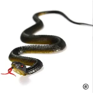 45cm Fake Realistic Rubber Toy Snake Simulation Anaconda Scary Halloween To Scare Birds Props Prank Trick Toy Accessories