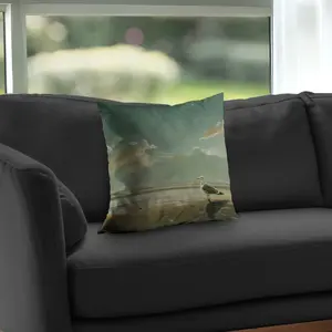 360 stand Gray Twill Weave Poly Throw Pillow Insert, 16x16 in Standard Size, Seagull Print, 360-Degree Stand, Coastal Look, Beach Vibes Home Decor for Bedding Linens & Soft Furnishings, Indoor/Outdoor