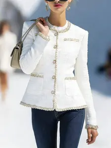 Fashionable Small Scented Tweed Jacket, Luxurious Versatile Short Coat, Stylish Outerwear for Women, Perfect for Casual Wear