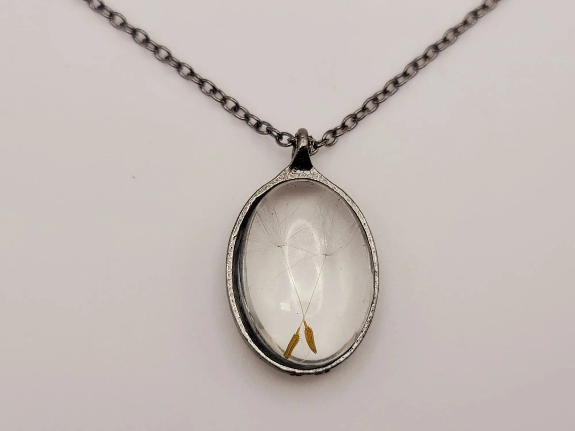 Wish Necklace in Glass With Natural Dandelion Seeds inside