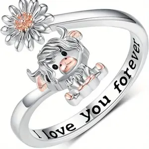A Trendy Jewelry Piece Featuring a Highland Beef Daisy Ring for Women, Perfect As a Commemorative Gift for Thanksgiving, Christmas, Or Birthdays