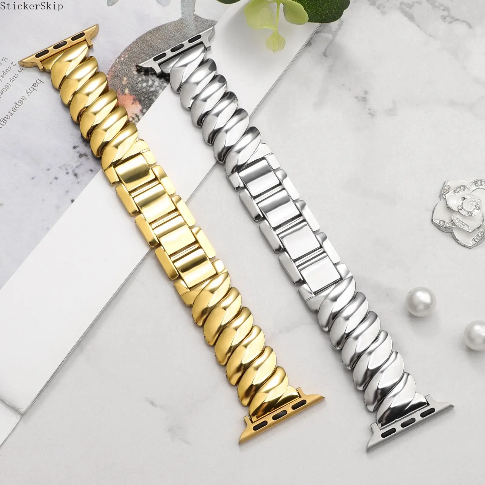 2026 Gold Plated Bright Stainless Steel Apple Watch Band, Elegant Dressy Metal Replacement Strap, 45mm 49mm Luxury Wristband, Premium Polished Metal Bracelet Design for Business Formal Daily Casual Wear, Classic Fashion Accessory for Men Women