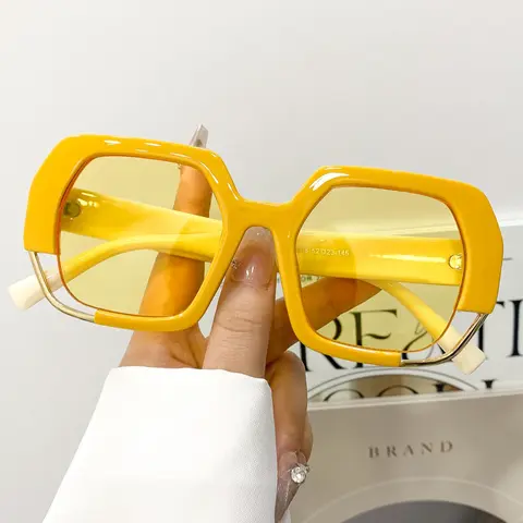 New Fashion Retro Multifaceted Glasses Large Frame Fashionable Frames Glasses Stylish Trendy Vintage Eyeglasses Eyewear Square Frames Rectangular Simple Versatile Daily Casual Wear Decorative Eyewear for Men & Women Square Eyeglasses