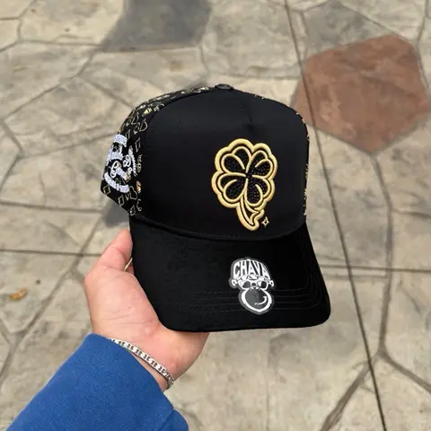 Trebol SnapBack Premium Materials - Chava Hats