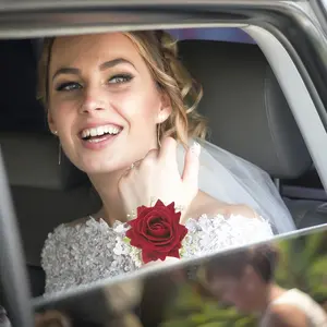 Handcrafted Roses Wedding Corsages, Perfect for Bride & Bridesmaids, Ideal for Weddings, Engagements, Special Occasions