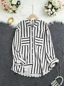 A set of women's casual black and white striped shirts, suitable for autumn and winter, suitable for home, indoor, and outdoor wear