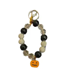 pumpkin keychain woman key