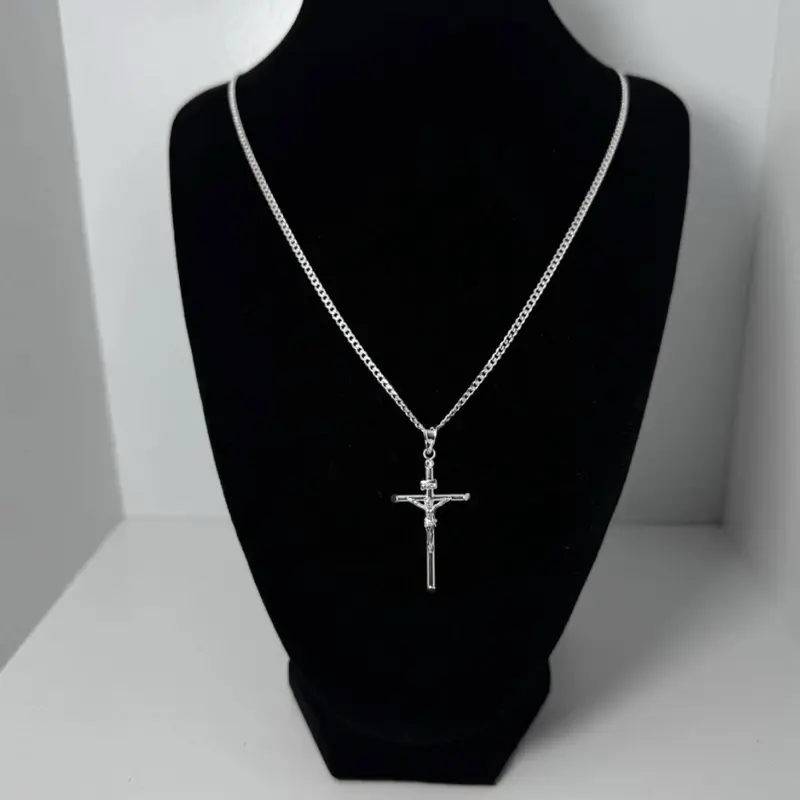 925 Sterling Silver Crucifix Pendant Necklace 24 Inch Curb Chain Italy 7.5g