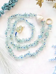 Aquamarine Chip Necklace with Pink Edison Pearl – Hand-Knotted Silk, Gold-Plated Zirconia Clasp