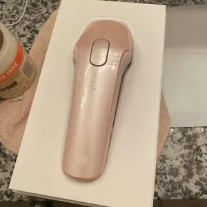 Product Review of INIA HAUTE Pro Sapphire Ice-Cooling IPL Hair Removal Device – Painless, FDA Cleared, Full Body & Bikini Use, Long-Lasting Results for Women & Men, 2-Year Warranty – Stay Cool & Smooth, from D**y S**a