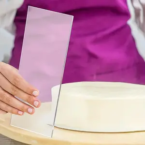 Clear Cake Scraper, 1 Count Durable Transparent Rectangle Acrylic Cake Scraper, Cake Decorating Tool for Home Kitchen Baking House Dessert Shop