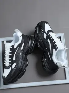 New Men's Casual Sports Shoes, Fashionable Comfort Outdoor Running Trainers, Lightweight Breathable Low Top Sneakers for All Seasons