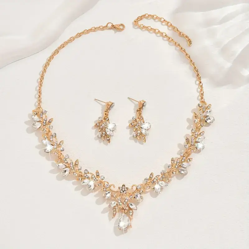 Elegant Bridal Wedding Banquet Clavicle Necklace & Earrings Set in Green Gemstone Accents for Prom Party Women's Alloy Jewelry Two-Piece Optional Colors Elegant Bridal Wedding Banquet Clavicle Necklace & Earrings Set in Green Gemstone Accents for Prom Party Women's Alloy Jewelry Two-Piece Optional Colors