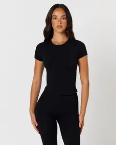 Form Lite Tee | Black